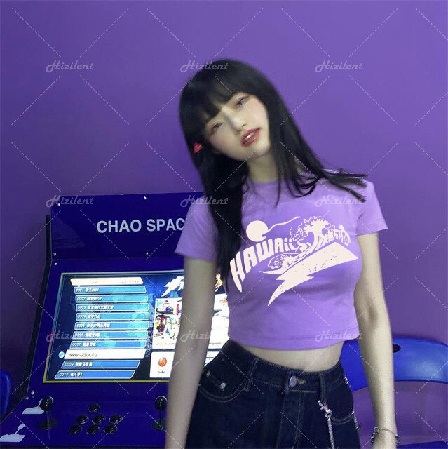 "Red Waves" Women Vintage Short Sleeve Graphic T-Shirt Daulet Apparel