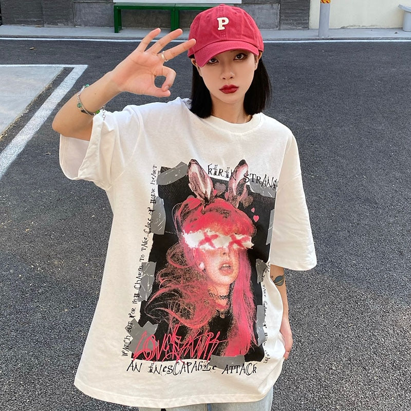 "Crossed Eyes" Unisex Men Women Streetwear Graphic T-Shirt Daulet Apparel