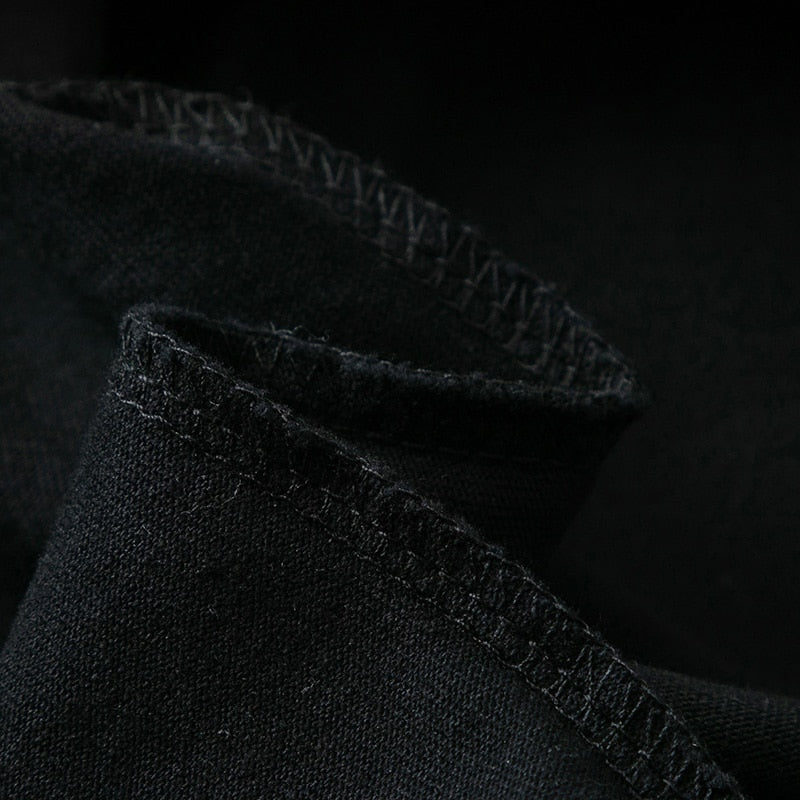 "Chained Heart" Unisex Men Women Streetwear Graphic T-Shirt Daulet Apparel