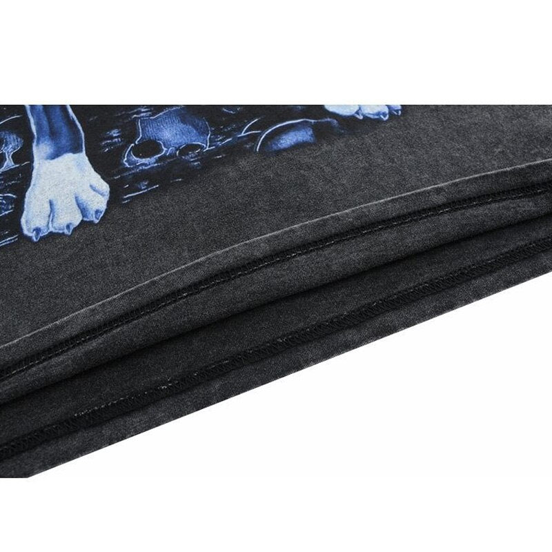 "Bull Chained" Unisex Men Women Streetwear Graphic T-Shirt Daulet Apparel