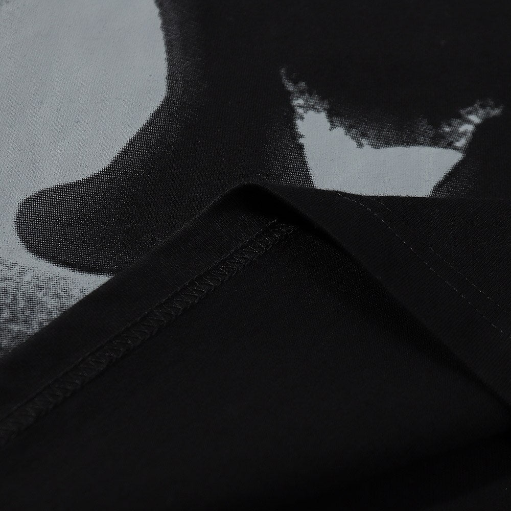 "Ghost Boy" Graphic Unisex Men Women Streetwear T-Shirt Daulet Apparel