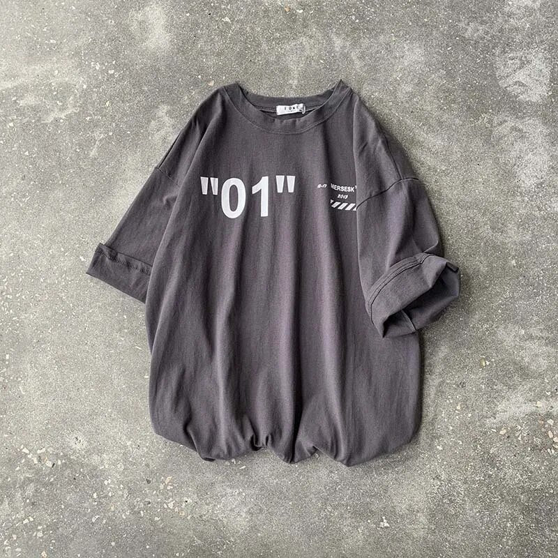 "2001" Unisex Men Women Streetwear Graphic T-Shirt Daulet Apparel