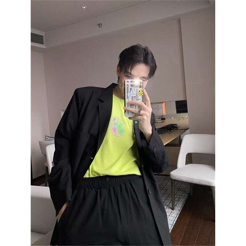 "Targeted" Unisex Men Women Streetwear Reflective Graphic T-Shirt Daulet Apparel