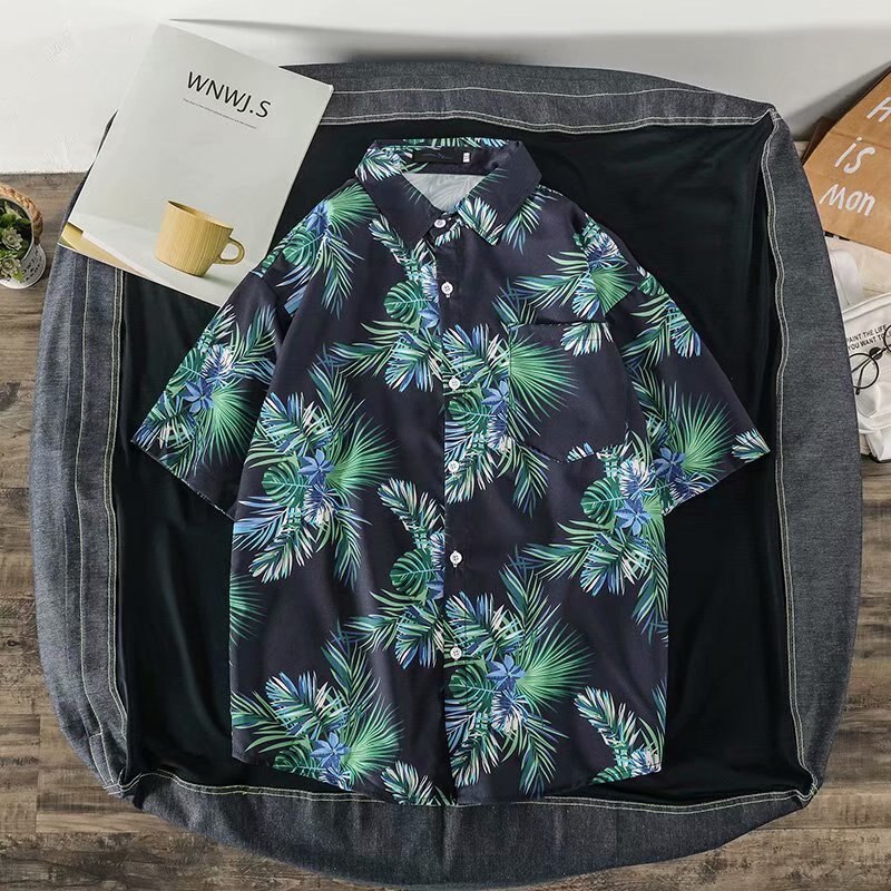 "Green Garden" Unisex Men Women Streetwear Graphic T-Shirt Daulet Apparel