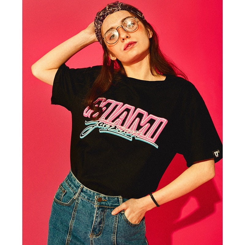 "Miami" Unisex Men Women Streetwear Graphic T-Shirt Daulet Apparel